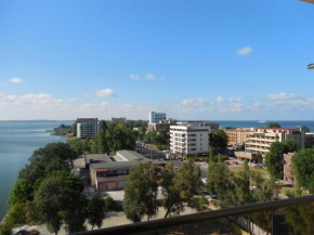 Отель Apartament IARINA Solid Residence  Мамая
